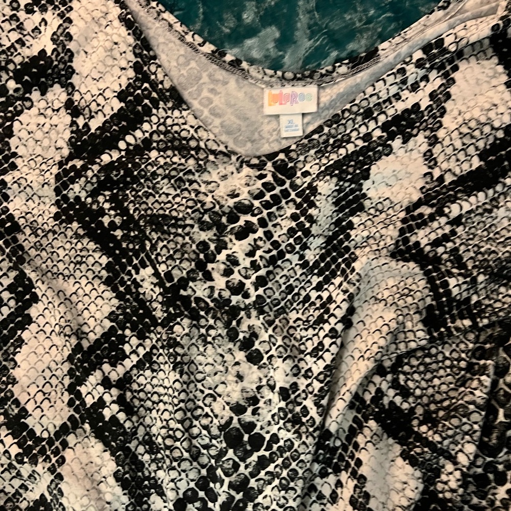 LULAROE XOE